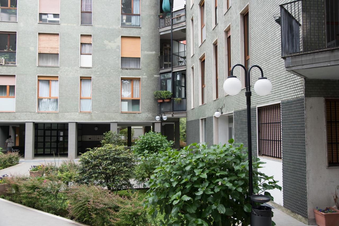 Gorgeous And Peaceful Near Metro Stop Apartment *